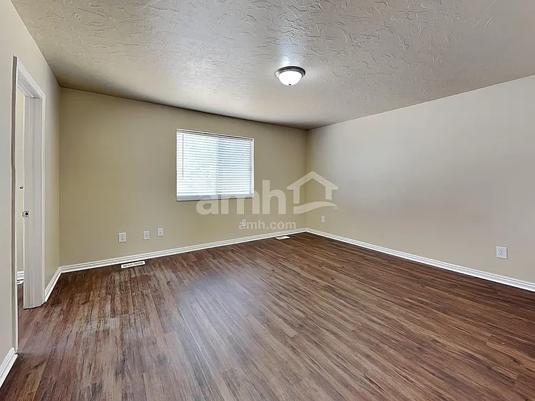 1188 W 1420 N — Photo 9