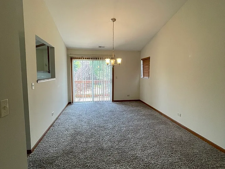 3609 Roanoke Ave — Photo 9