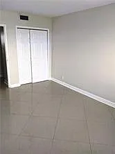 2555 NE 11th St #803 — Photo 10