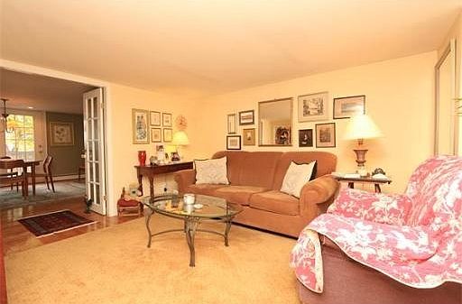 3rd image of 94 Pleasant St