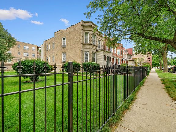 2nd image of 34 N Lockwood Ave