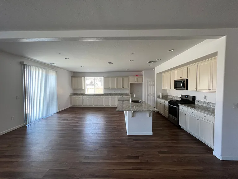 6720 E Vassar Ave — Photo 13