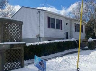 104 Doak St, Middlebourne, WV 26149