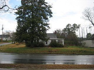 2nd image of 1534 2nd Ave