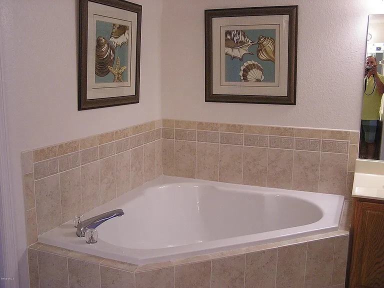 817 Mystic Dr #302 — Photo 26