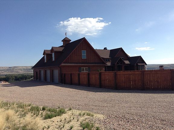 3rd image of 52 Estate Dr