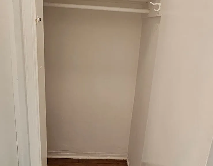 631 NE 72nd Ter #10 — Photo 5