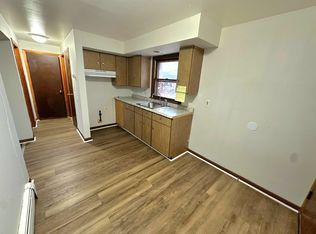 880 1st Ave #C, West Haven, CT 06516