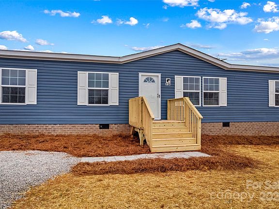 2nd image of 114 Hallmark Estates Dr
