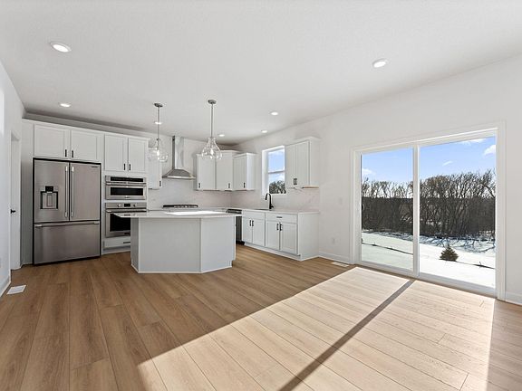 2nd image of 1915 Ravine Rd