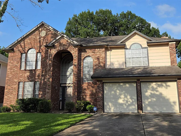 231 Needleleaf Ln — Photo 1