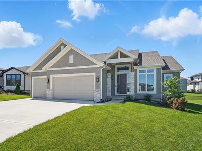 24765 W 89th Ter, Lenexa, KS, 66227