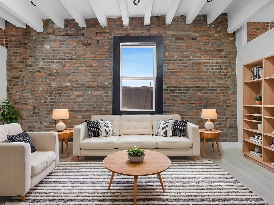 1st image of 37 Cornelia St APT 3
