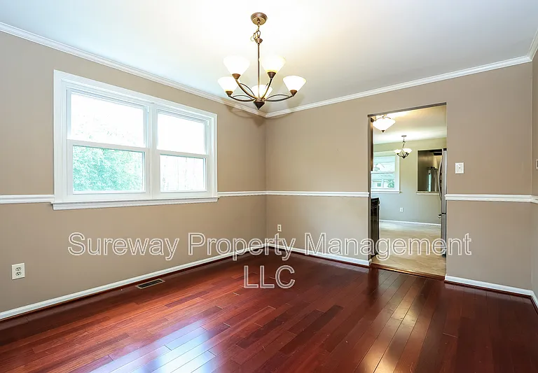 44 Red Oak Dr — Photo 6