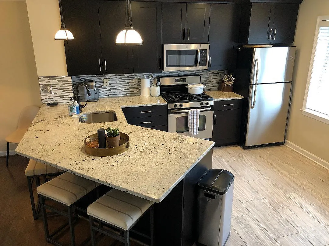 2 bed, 2.5 bath, 1254 sqft, $3,300 — Photo 1