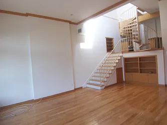 Rented by Access Manhattan