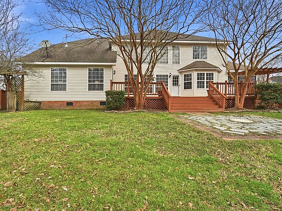 2nd image of 2537 Springhaven Dr