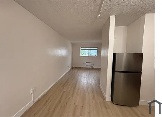 690 NE 133rd St #7 — Photo 24