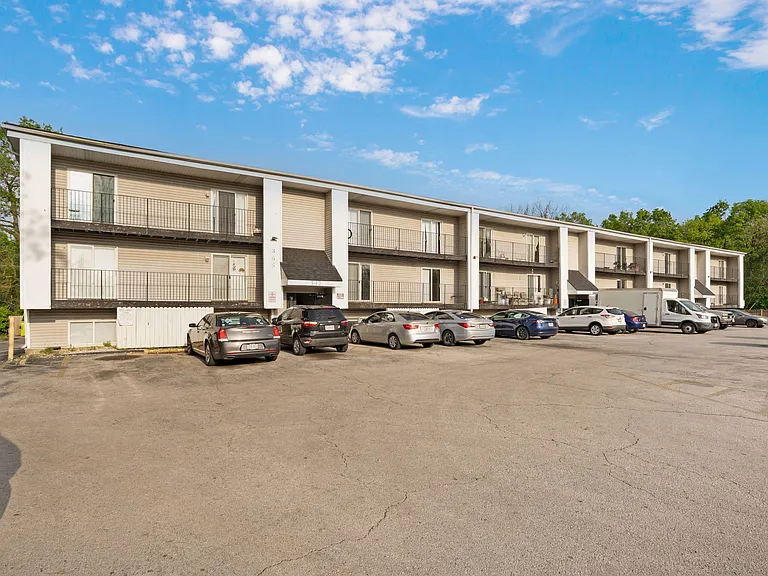 True North Apartments — Photo 19