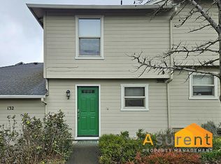 132 S Mountain Ave, Ashland, OR