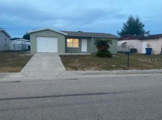 8227 Saybrook Dr, Port Richey, FL 34668