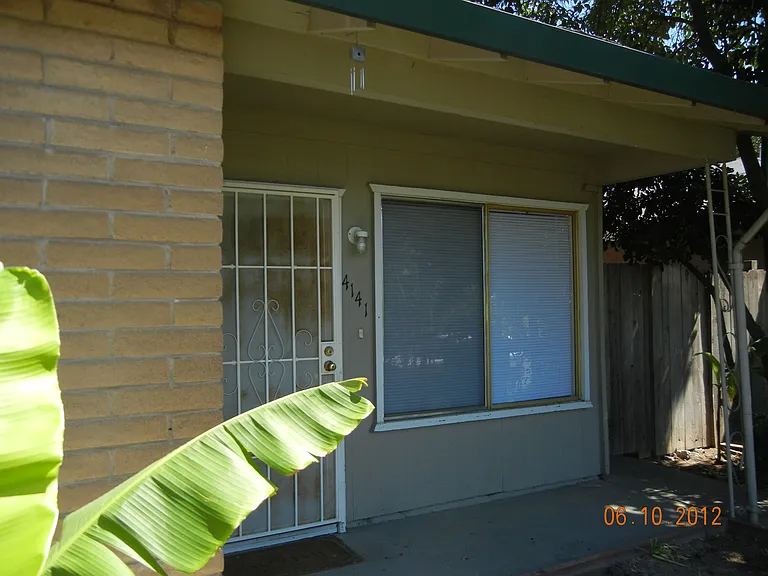 2 Bedroom Duplex — Photo 3