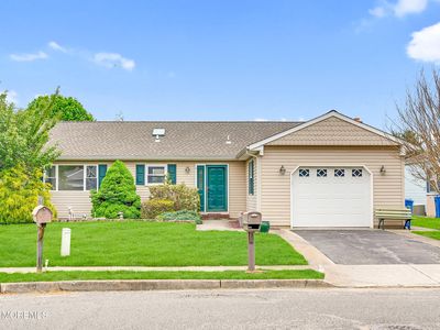 27 Tropicana Court, Toms River, NJ, 08757