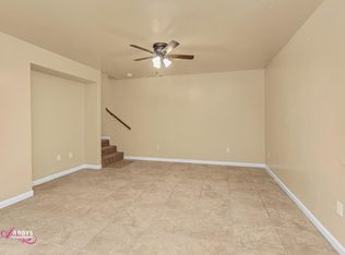 718 K St #A, Bakersfield, CA 93304