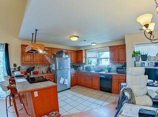 601 Harland Dr, Manhattan, KS 66503