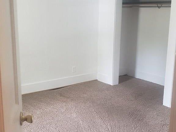 5th image of 1023 E 13th St