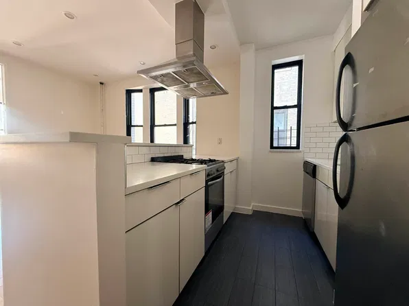 570 West 182nd Street image 1 of 11