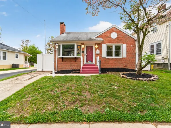 39 Reeger Ave, Hamilton, NJ 08610