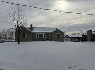 5885 Avis Ln, Harrisburg, PA 17112