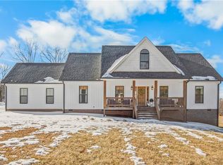 1165 Flinty Knoll Rd, Pinnacle, NC 27043