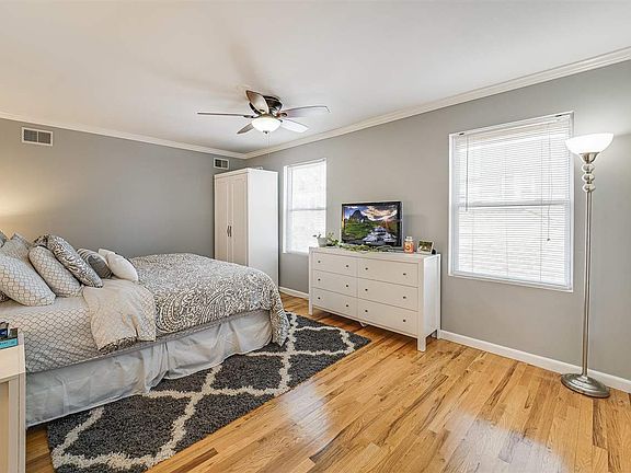 2nd image of 56 Yale Ave Floor 1