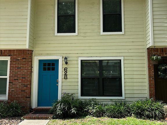 2nd image of 628 Bowers Ct