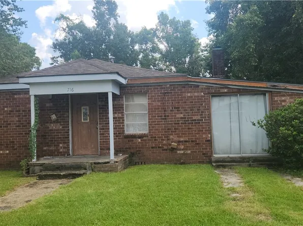 716 Tuten Avenue, Savannah, GA 31415