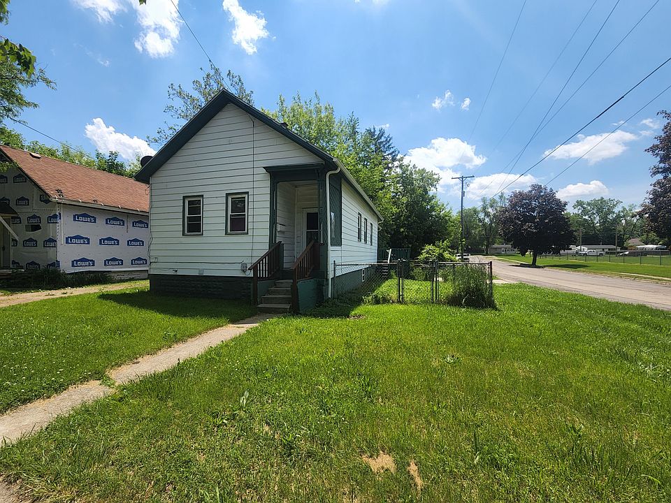 1st image of 301 E Euclid Ave