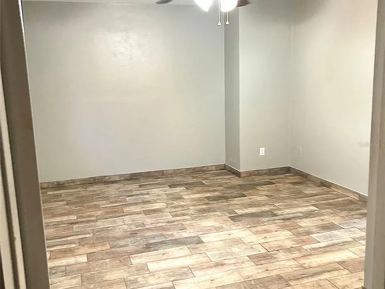 2152 Greenbriar Blvd — Photo 22