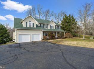 123 Cross Point Dr, Owings, MD 20736