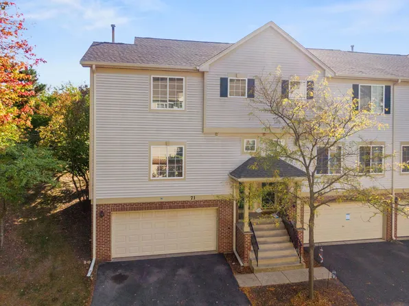 71 Monarch Dr, Streamwood, IL 60107