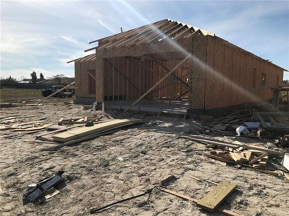 2nd image of 1009 Palo Vista Dr
