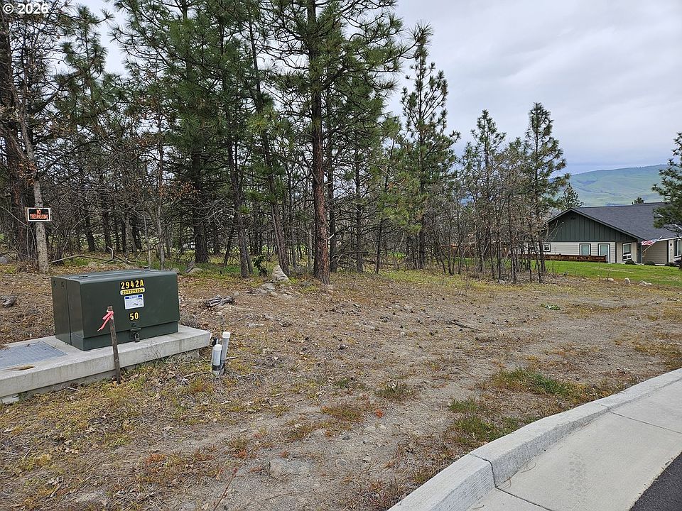 2nd image of 1419 Gordon Ct #37