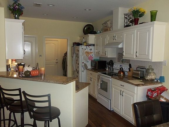 5th image of 468 Omaha St
