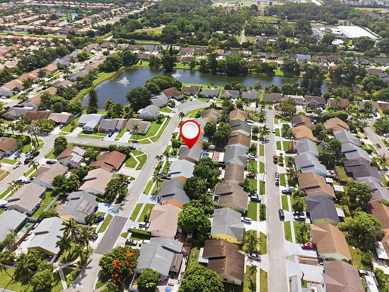 5635 Lake George Pl — Photo 41