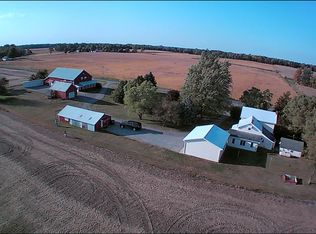 8479 E Division Rd, Akron, IN 46910