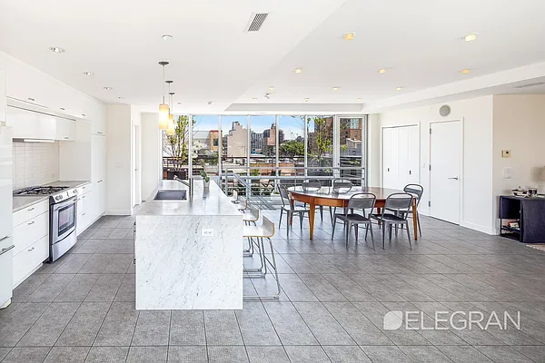 Rented by (Legacy) Elegran | media 5