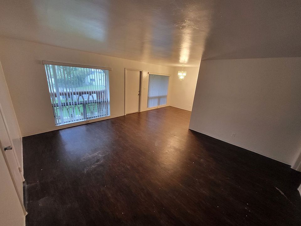 1st image of 4320-4332 SW 6th St #203