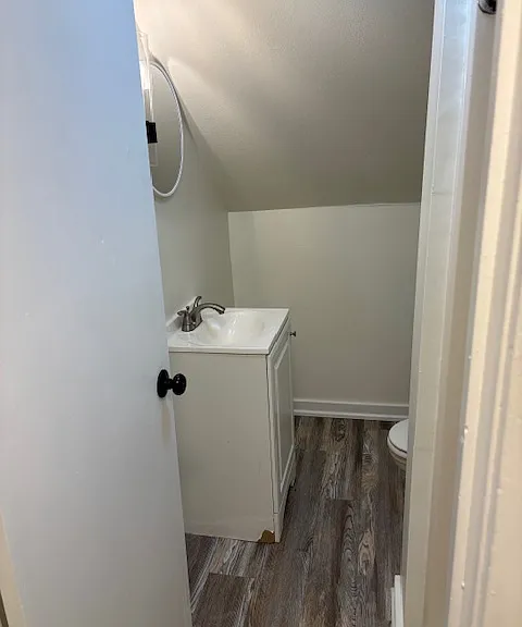 30A 2nd St #B — Photo 5