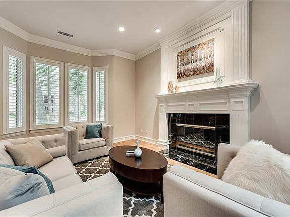 5th image of 204 Lost Canyon Ct